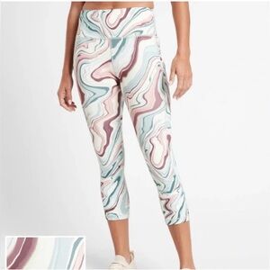 Athleta Ultimate Stash Pocket Printed Capri Size Small